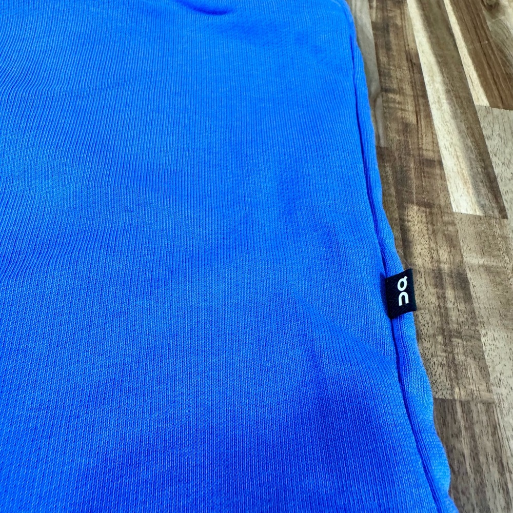 Men's On Running Blue Shorts XL - Picture 2 of 6